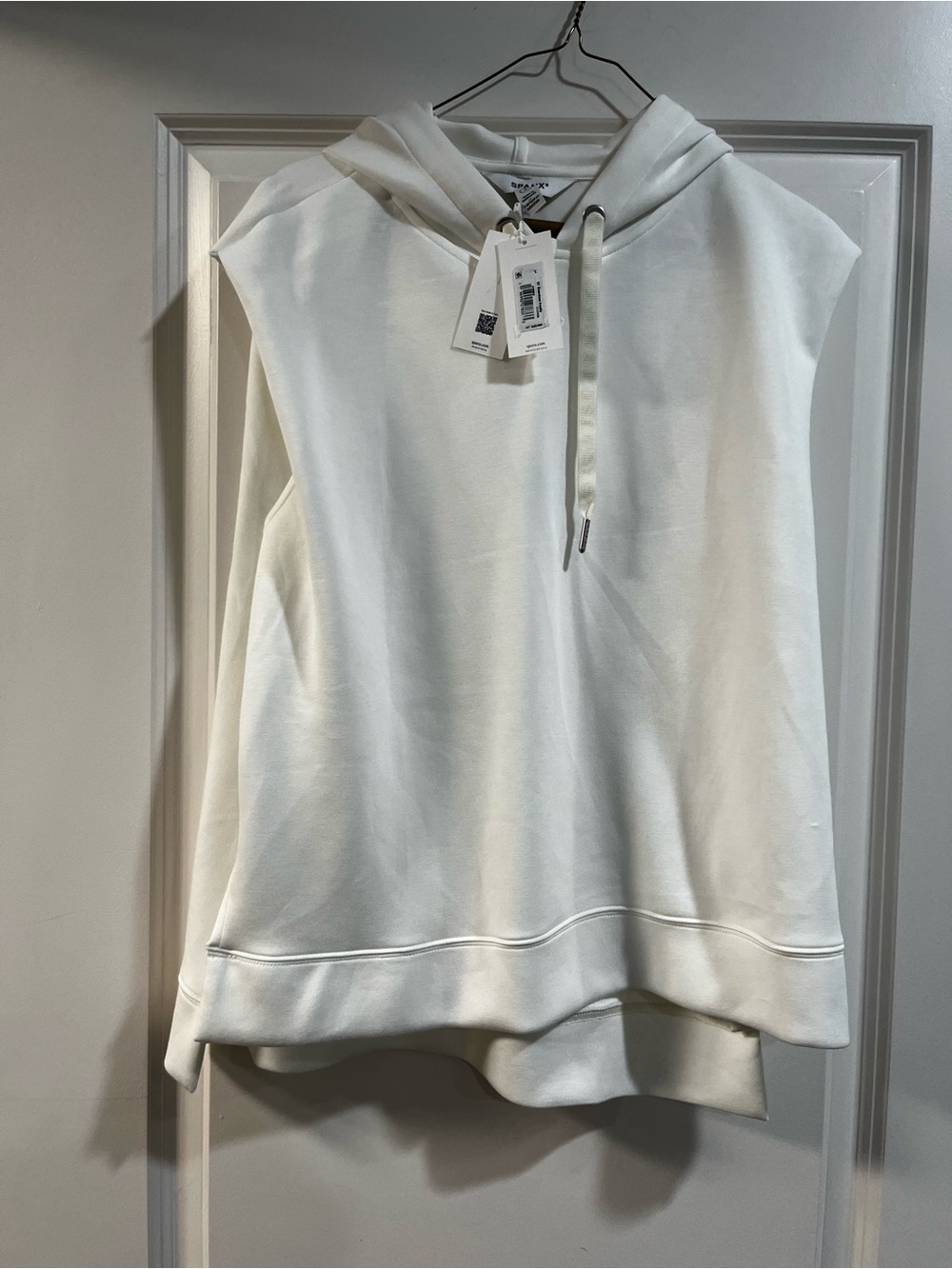 SPANX AirEssentials White Sleeveless Hooded Top NWT